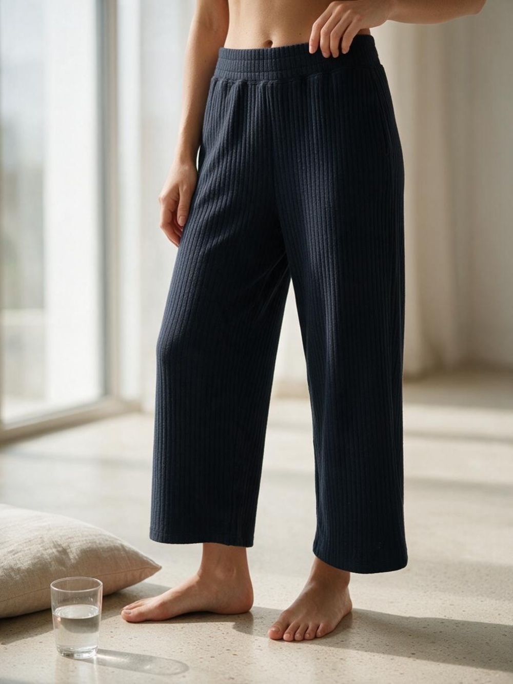 OAK + FORT classic knit pull on black wide leg cropped high waist pant medium